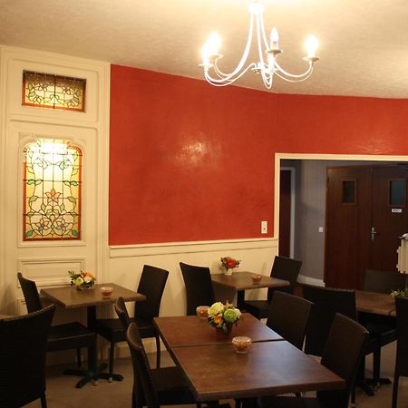 Hotel Du Touring Saint-Céré Dış mekan fotoğraf