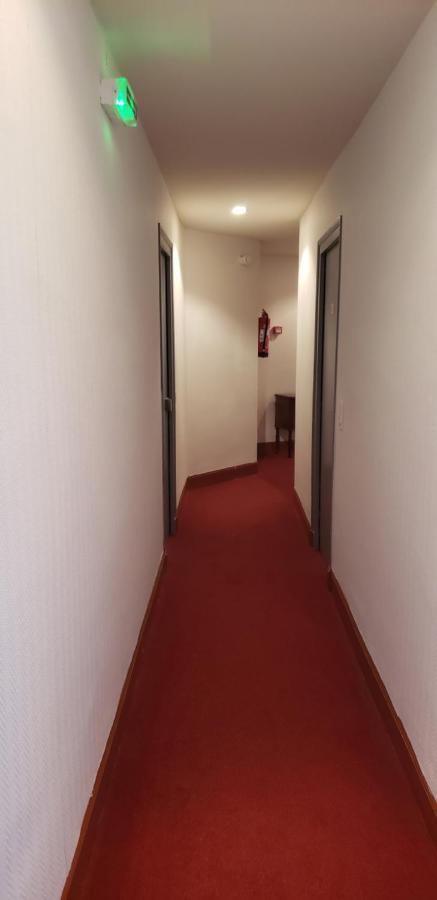 Hotel Du Touring Saint-Céré Dış mekan fotoğraf
